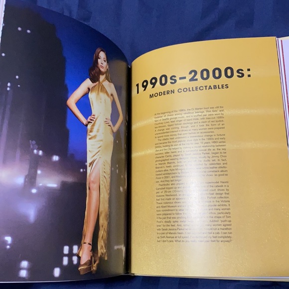 Book “Vintage Shoes” by Caroline Cox - Picture 5 of 11